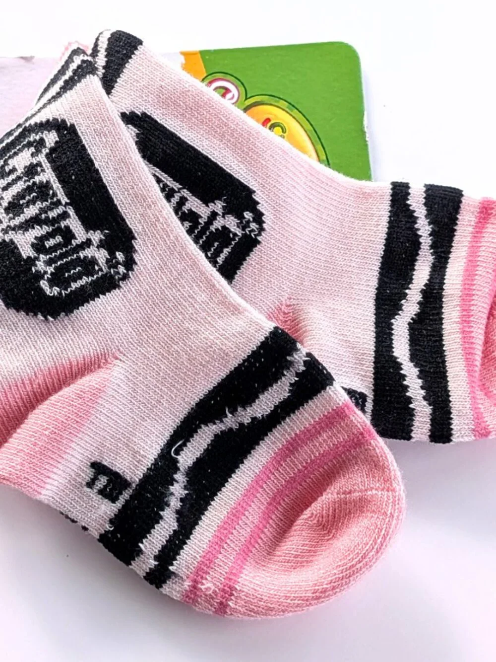 Crayola Experience Infant Socks NWT Pink Crayon Design